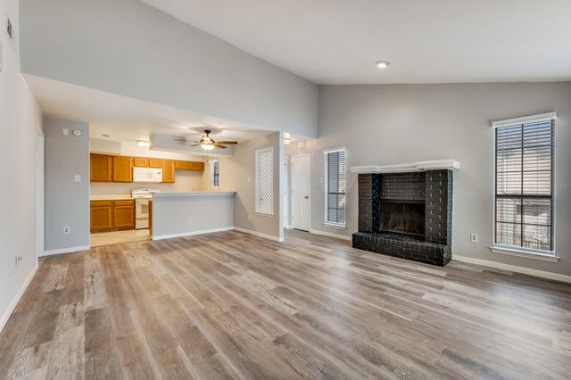 2835 Keller Springs 502, Carrollton, TX 75006
