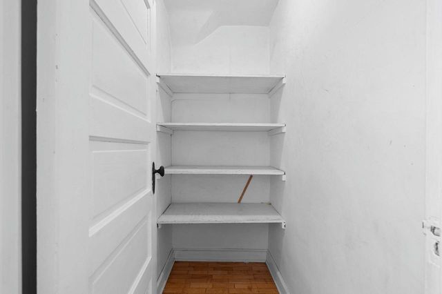 425 E SUMMER STREET, Appleton, WI 54911