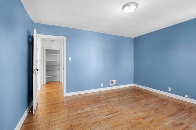 425 E SUMMER STREET, Appleton, WI 54911