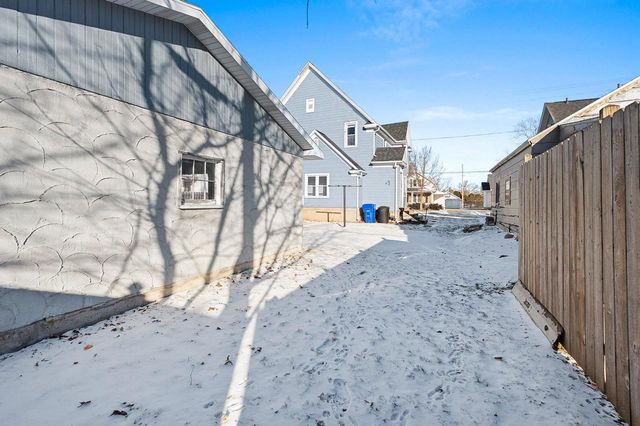 425 E SUMMER STREET, Appleton, WI 54911