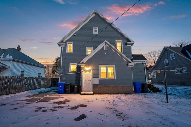 425 E SUMMER STREET, Appleton, WI 54911