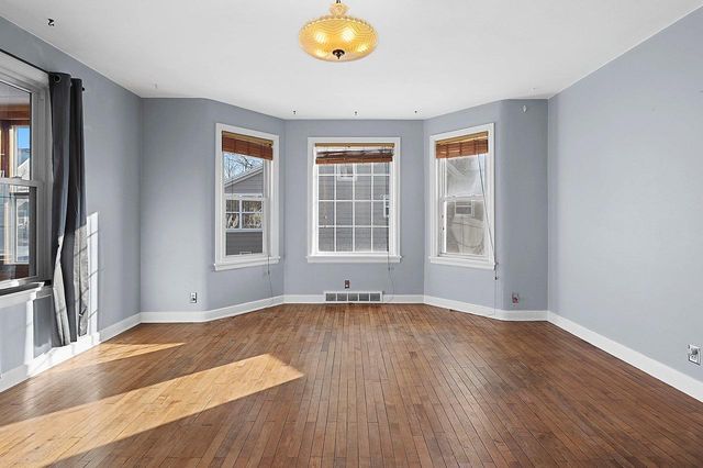 425 E SUMMER STREET, Appleton, WI 54911