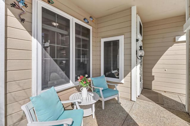 382 Seaton Dr, Folsom, CA 95630