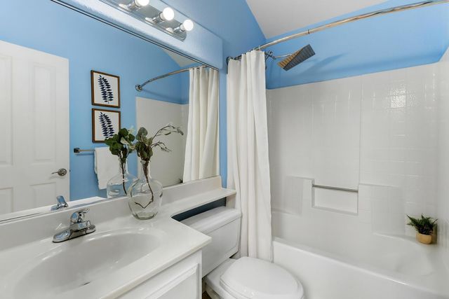 382 Seaton Dr, Folsom, CA 95630