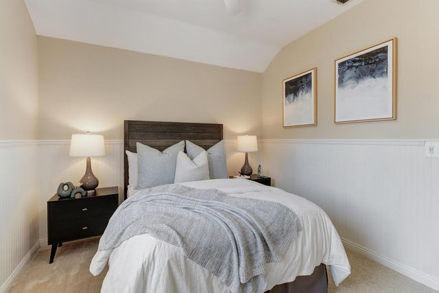 382 Seaton Dr, Folsom, CA 95630