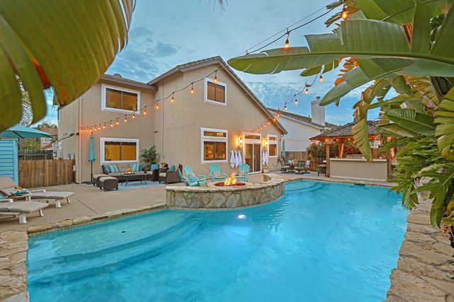 382 Seaton Dr, Folsom, CA 95630