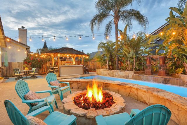 382 Seaton Dr, Folsom, CA 95630