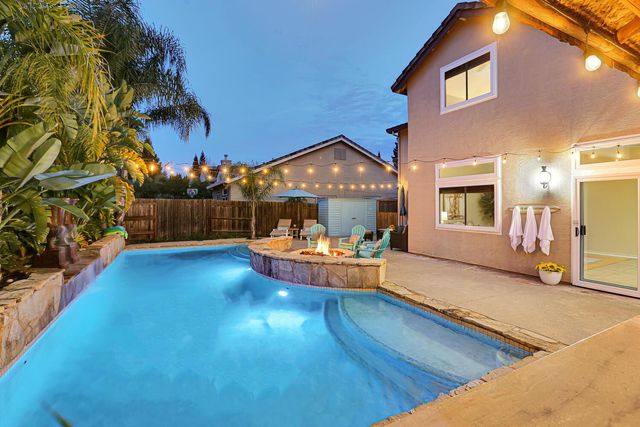 382 Seaton Dr, Folsom, CA 95630