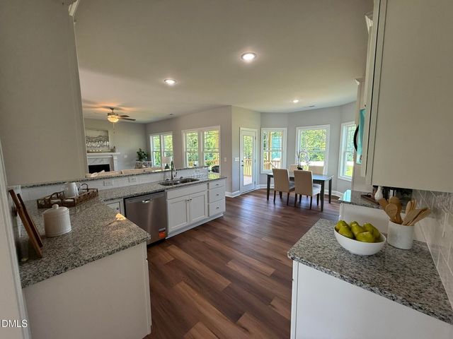 25 Mineral Springs Way, Benson, NC 27504