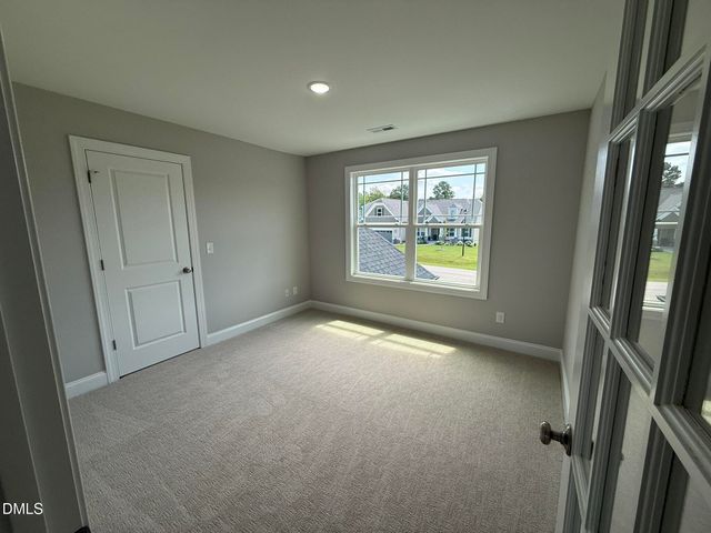 25 Mineral Springs Way, Benson, NC 27504