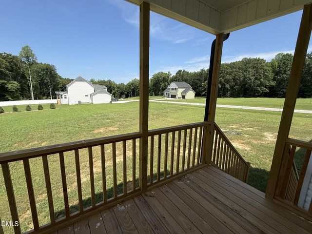 25 Mineral Springs Way, Benson, NC 27504