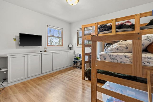 1221 Green Tree ROAD, West Bend, WI 53090