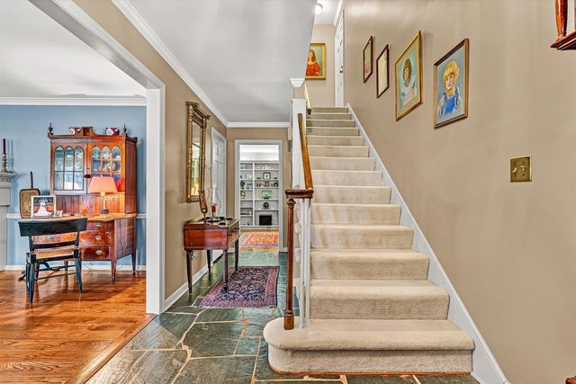 3808 Park LN, Roanoke, VA 24015