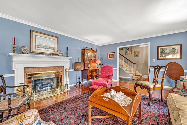 3808 Park LN, Roanoke, VA 24015