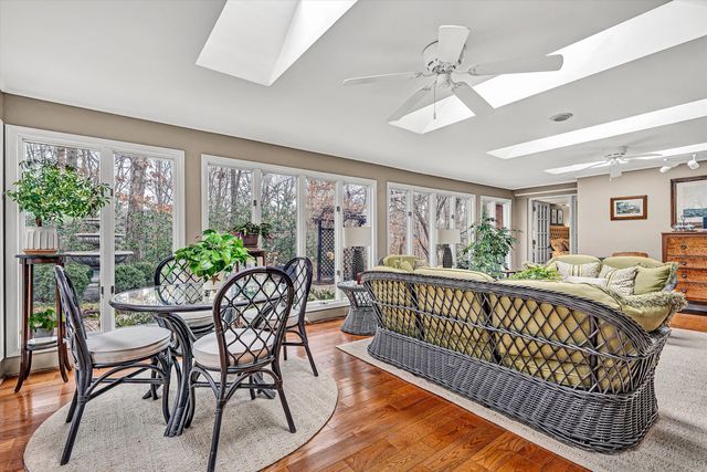 3808 Park LN, Roanoke, VA 24015