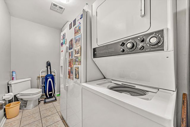 3808 Park LN, Roanoke, VA 24015