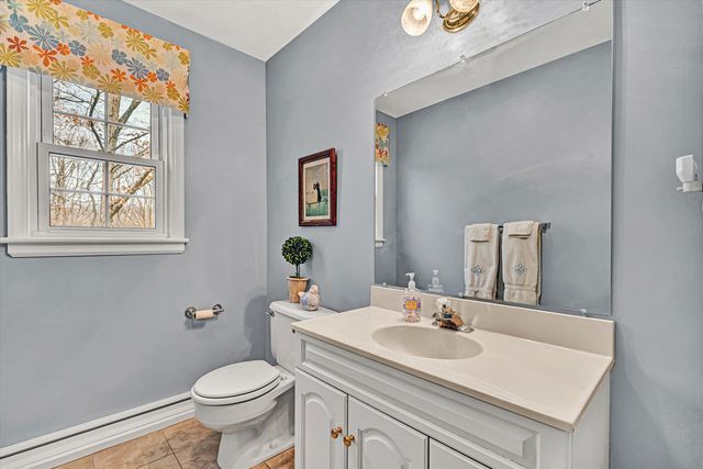 3808 Park LN, Roanoke, VA 24015