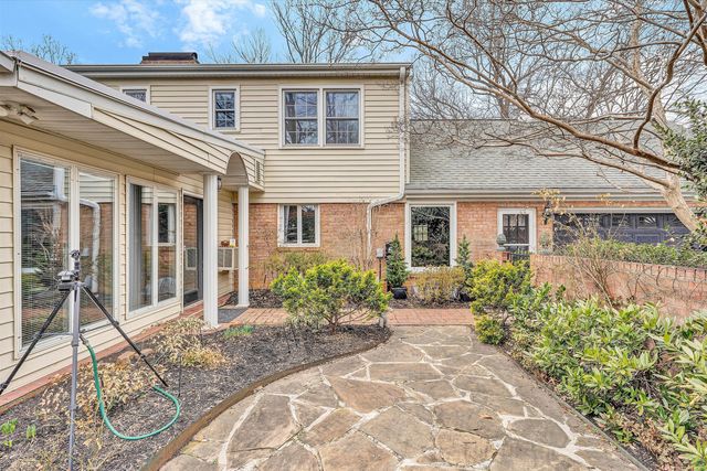 3808 Park LN, Roanoke, VA 24015