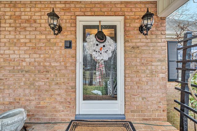 3808 Park LN, Roanoke, VA 24015