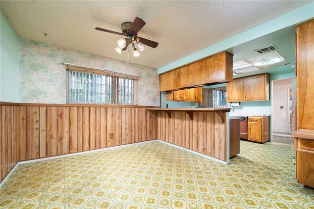9144 Palmetto Avenue, Fontana, CA 92335