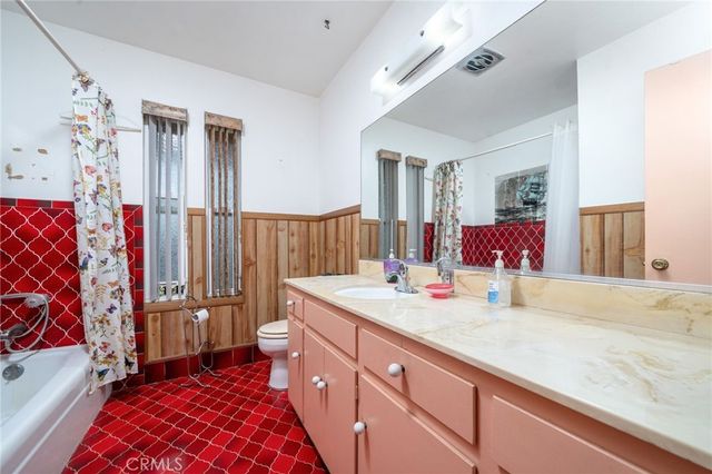 9144 Palmetto Avenue, Fontana, CA 92335