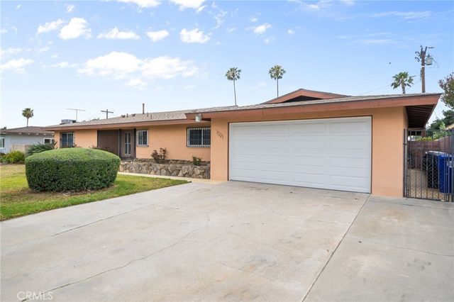 9144 Palmetto Avenue, Fontana, CA 92335