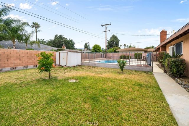 9144 Palmetto Avenue, Fontana, CA 92335