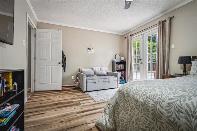 8795 CEDAR MILLS CIR, Memphis, TN 38016