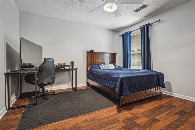 8795 CEDAR MILLS CIR, Memphis, TN 38016