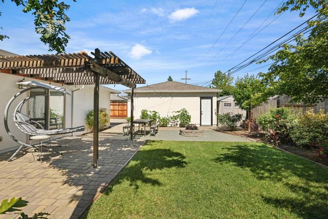 1244 Mcclellan Way, Stockton, CA 95207