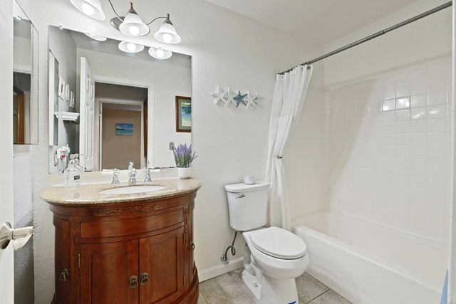 1244 Mcclellan Way, Stockton, CA 95207