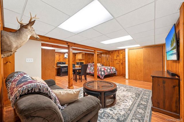 61 Stephen Place, Valley Stream, NY 11580
