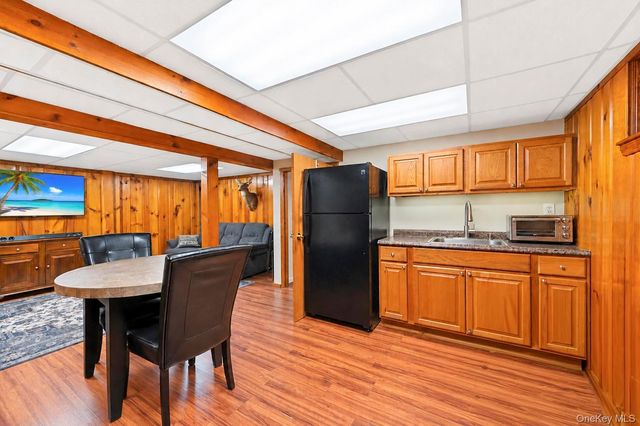 61 Stephen Place, Valley Stream, NY 11580