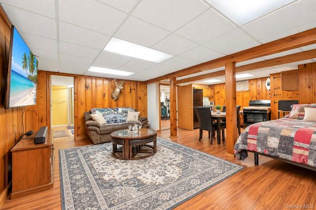 61 Stephen Place, Valley Stream, NY 11580