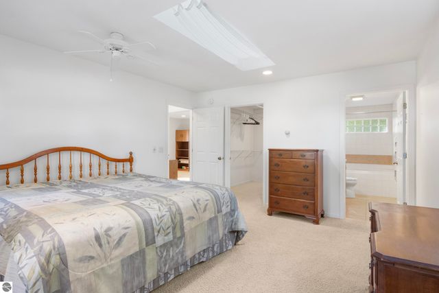 6531 Bixler Road, Beulah, MI 49617