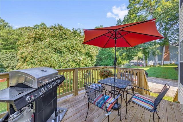 8404 Coachman Lane, Rural Hall, NC 27045
