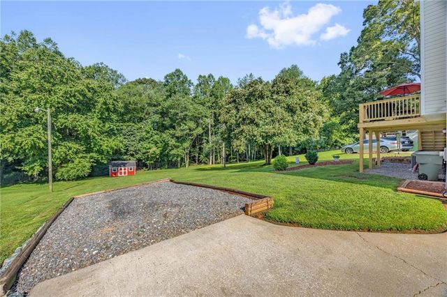 8404 Coachman Lane, Rural Hall, NC 27045