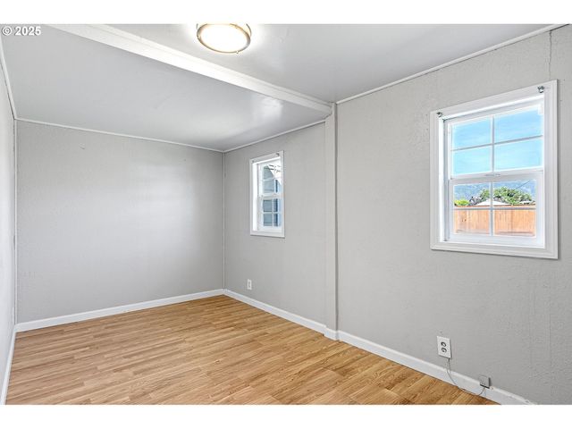 32791 E LINCOLN Way, Coburg, OR 97408