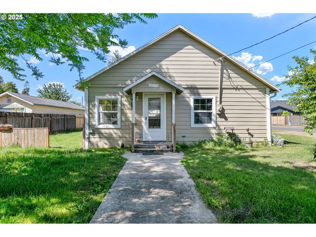 32791 E LINCOLN Way, Coburg, OR 97408