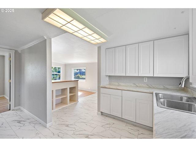 32791 E LINCOLN Way, Coburg, OR 97408
