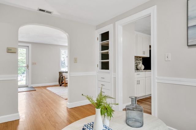 857 Gay St, Westwood, MA 02090