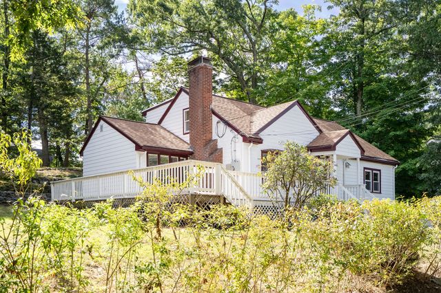857 Gay St, Westwood, MA 02090