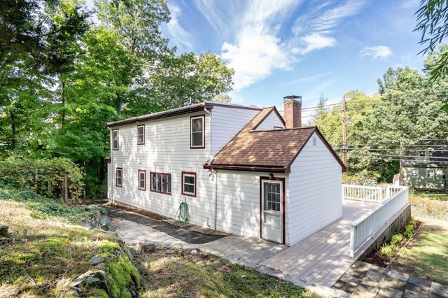 857 Gay St, Westwood, MA 02090