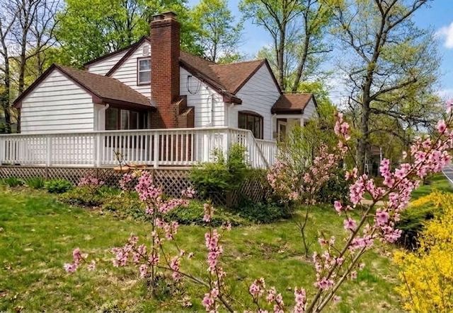 857 Gay St, Westwood, MA 02090
