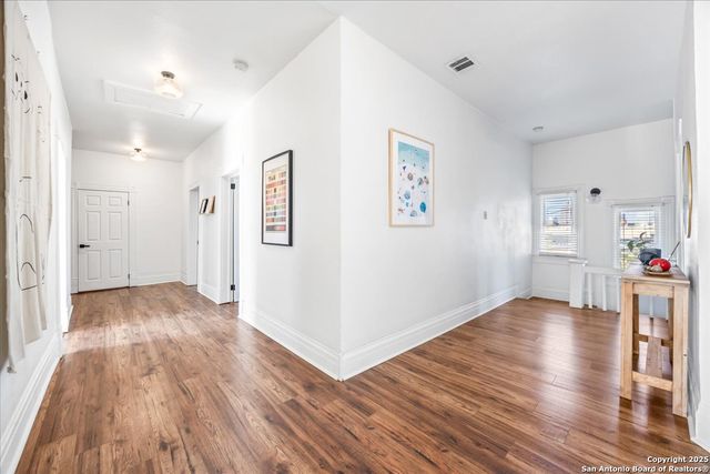 302 Lamar, San Antonio, TX 78202