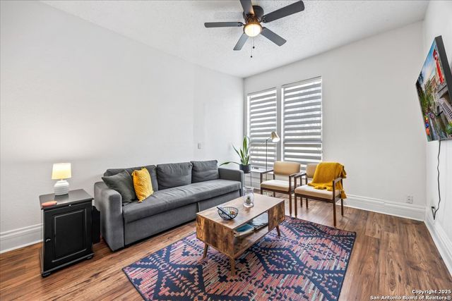 302 Lamar, San Antonio, TX 78202