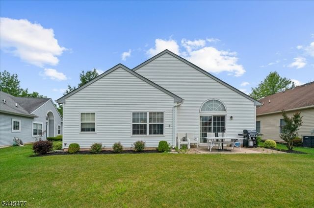 79 Renaissance Blvd, Franklin Twp., NJ 08873
