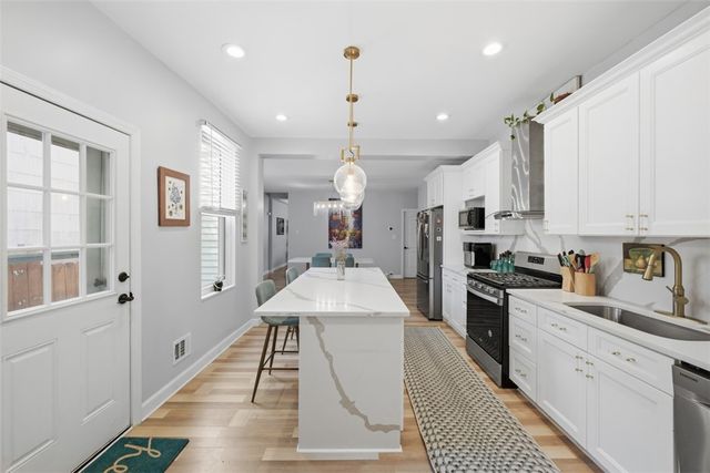 5204 Duncan St, Lawrenceville, PA 15201
