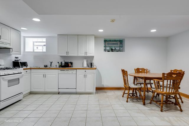 9021 Keeler Avenue, Skokie, IL 60076