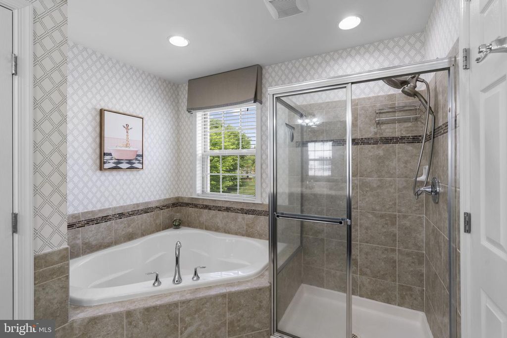 Image 21 of property listing at 14054 FOX HILL RD, Sparks Glencoe, MD 21152
